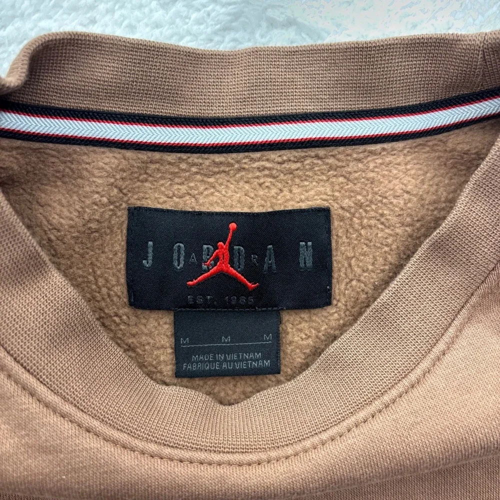 Jordan Mens Tan Brown Plaid Graphic Fleece Crewneck Sweatshirt Medium C334